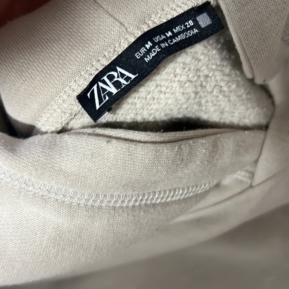 Zara cropped hoodie, size M - Picture 3 of 3